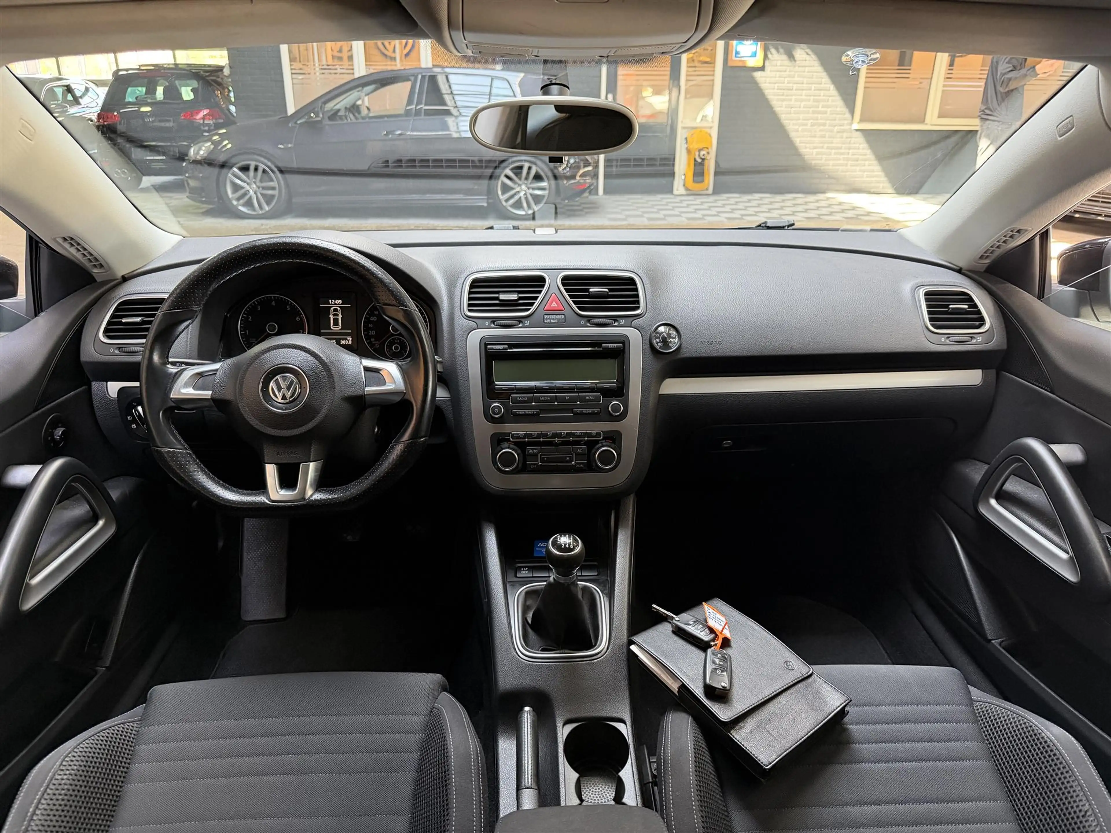 Volkswagen Scirocco 1.4 TSI 118DKM! Clima! Nette Auto! — photo 12