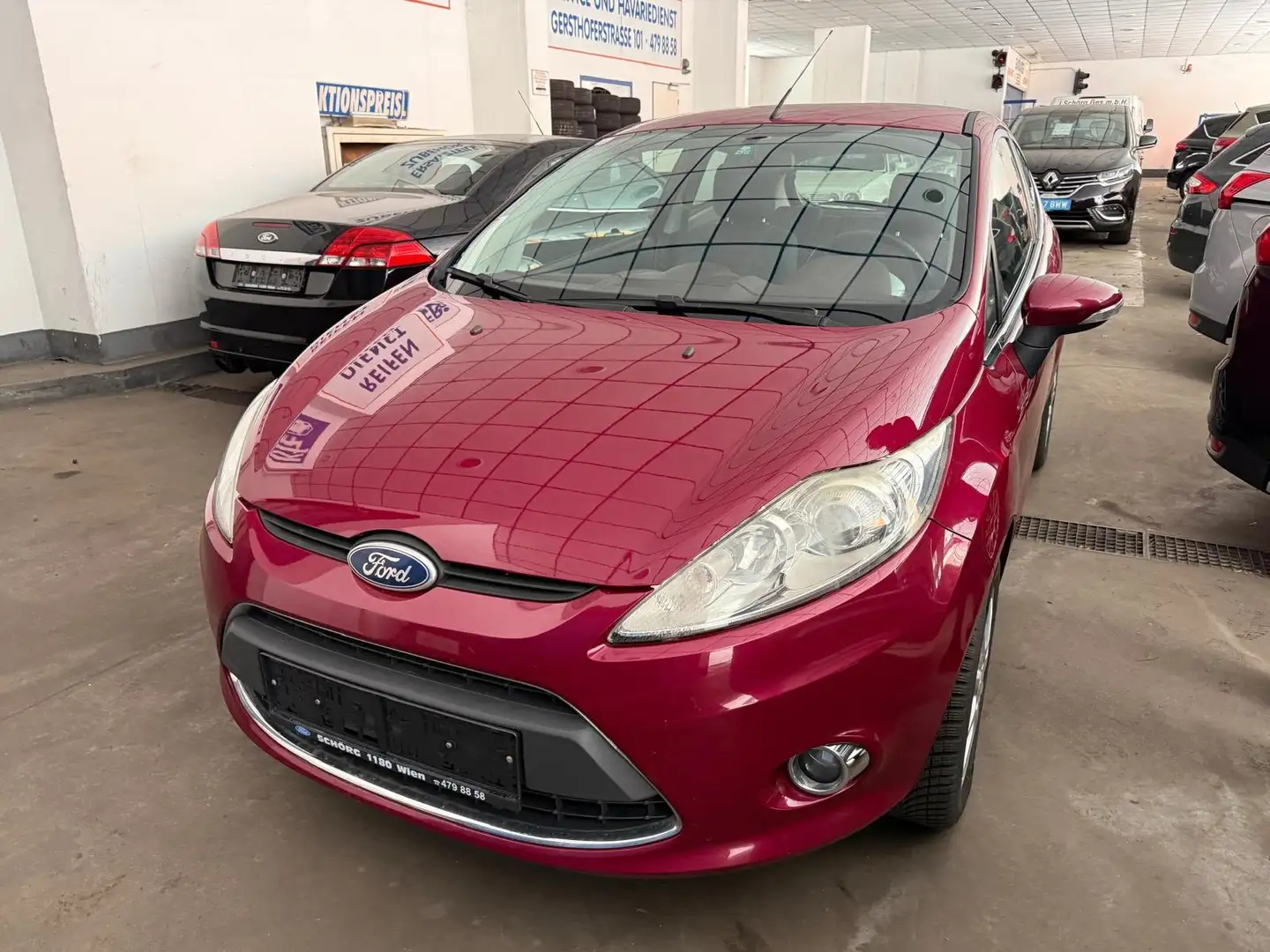 Ford Fiesta Titanium Rot - 1