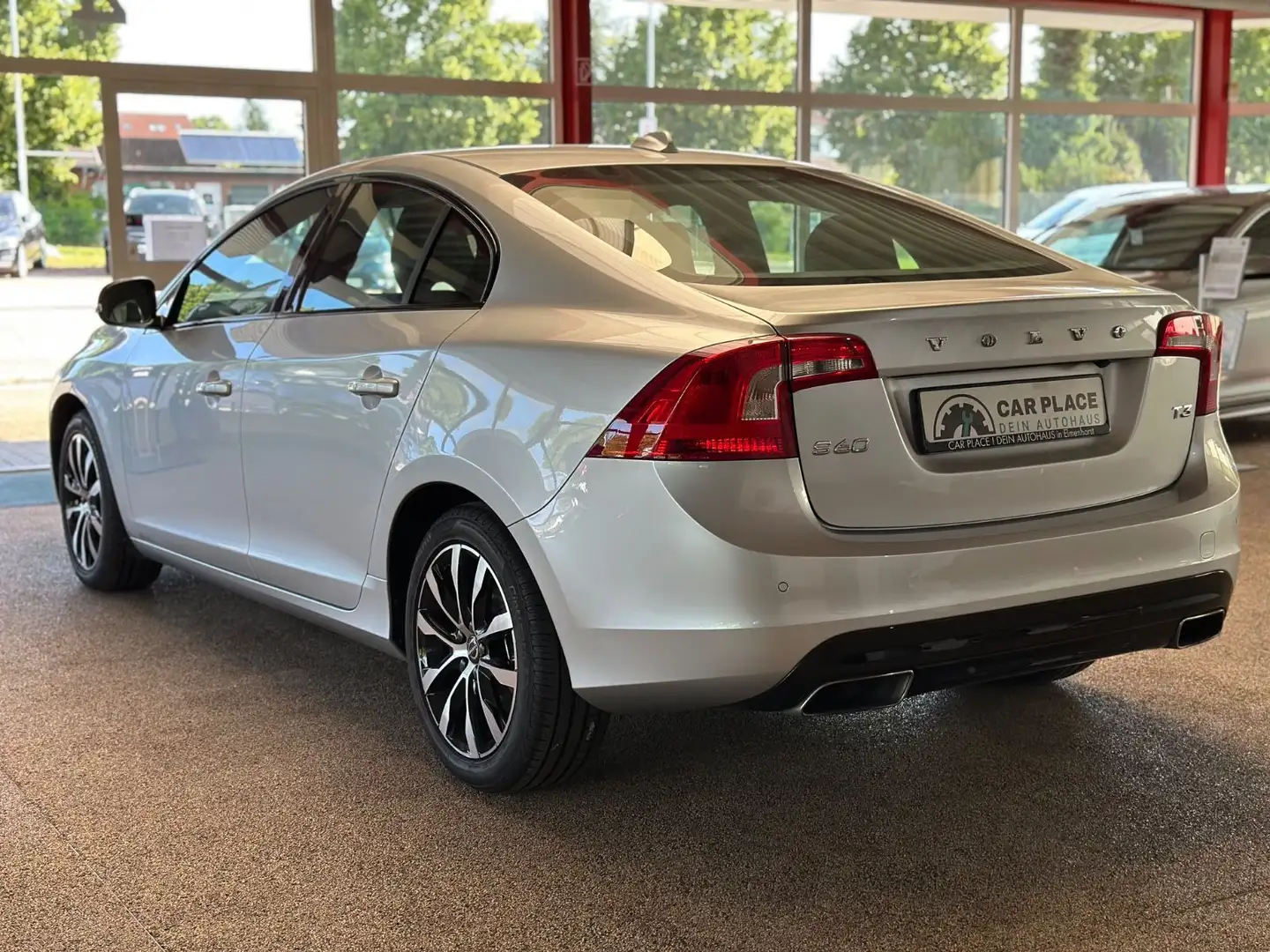 Volvo S60 Lim. Linje Svart Automatik, RückKamera Argent - 2