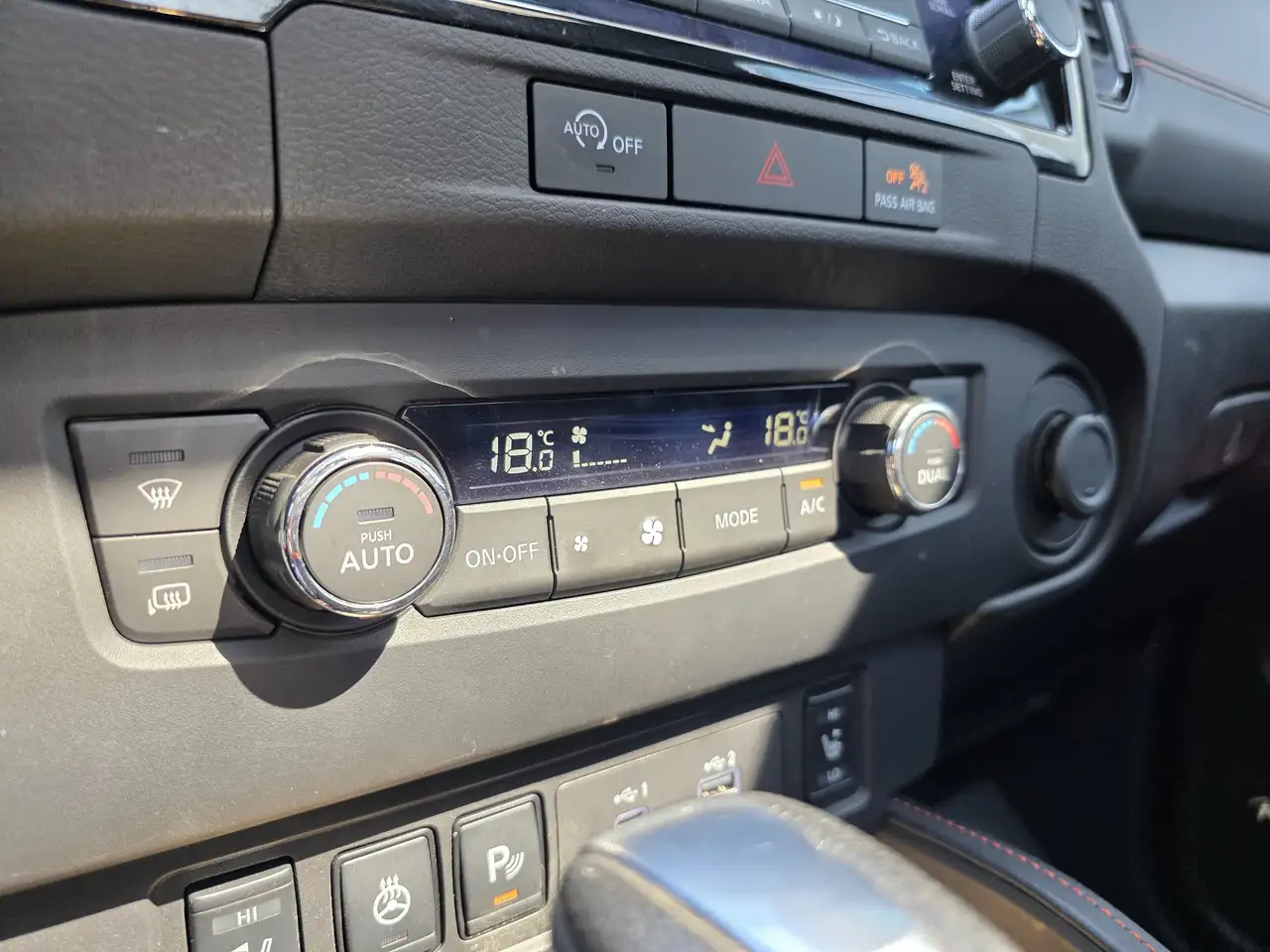 Nissan Frontier снимка Nissan Frontier