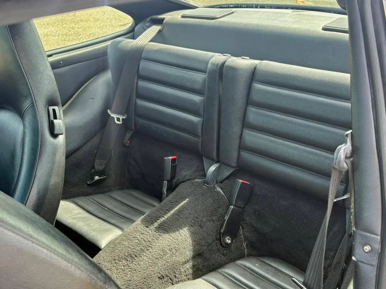 Porsche 964 Carrera 4 Coupé | Handgeschakeld | 2e Eig. | Zwart/Zwart | €15.000 Onderhoud recent, foto 10