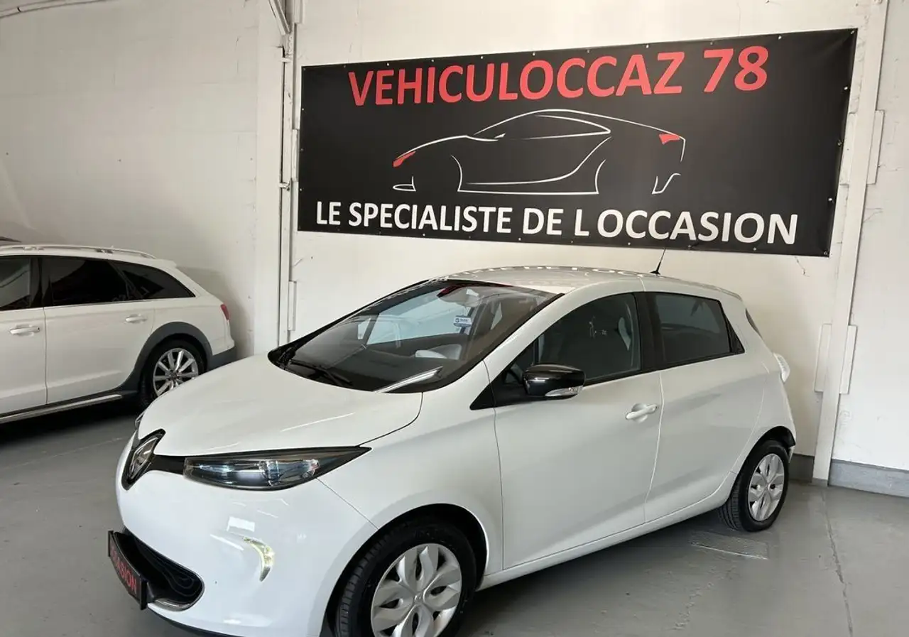 Renault ZOE intens gps bva 09-2015 4x BATTERIE ACHET