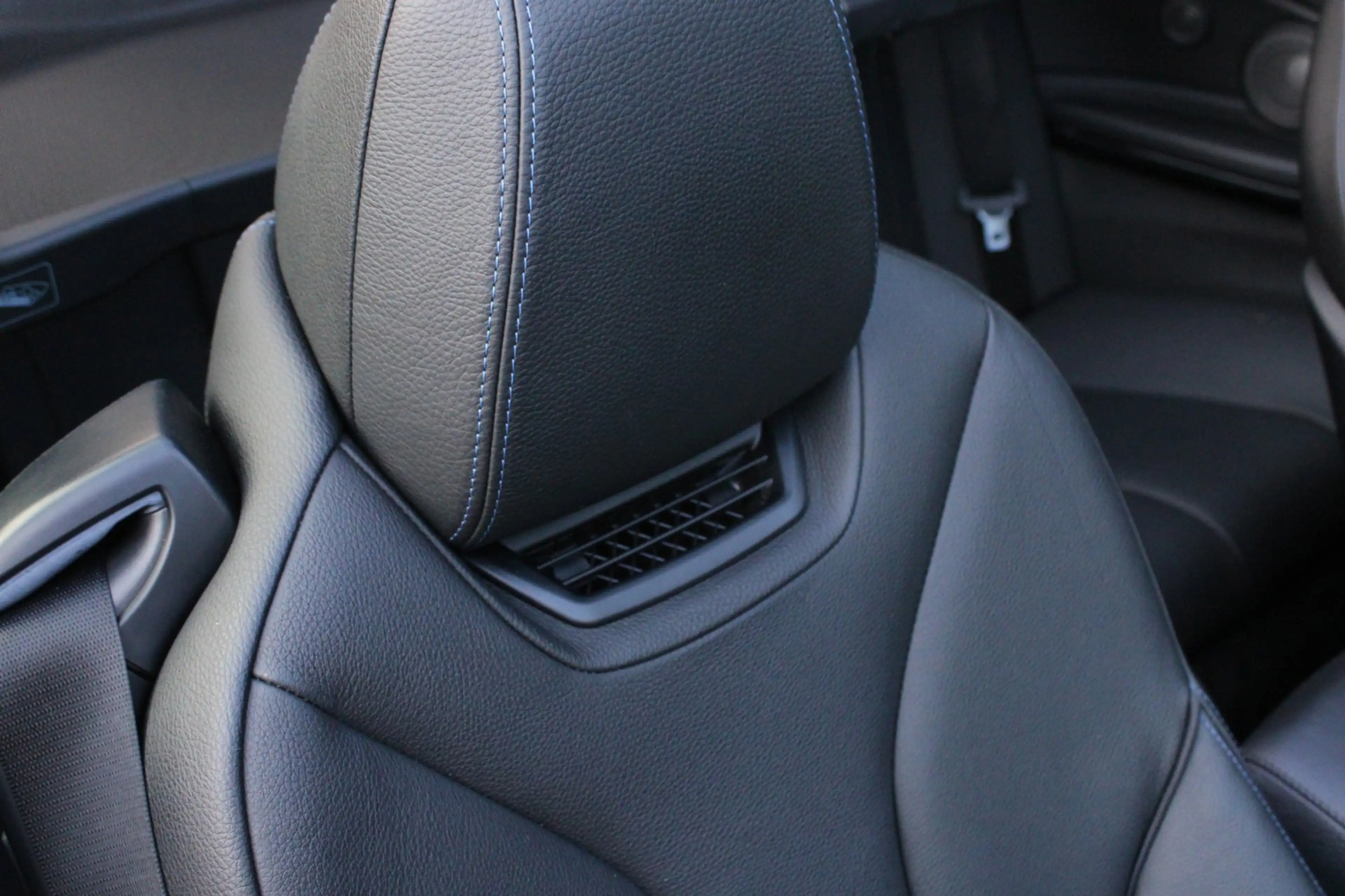 BMW 440 4-serie Cabrio 440i xDrive Centennial High Executi — photo 23