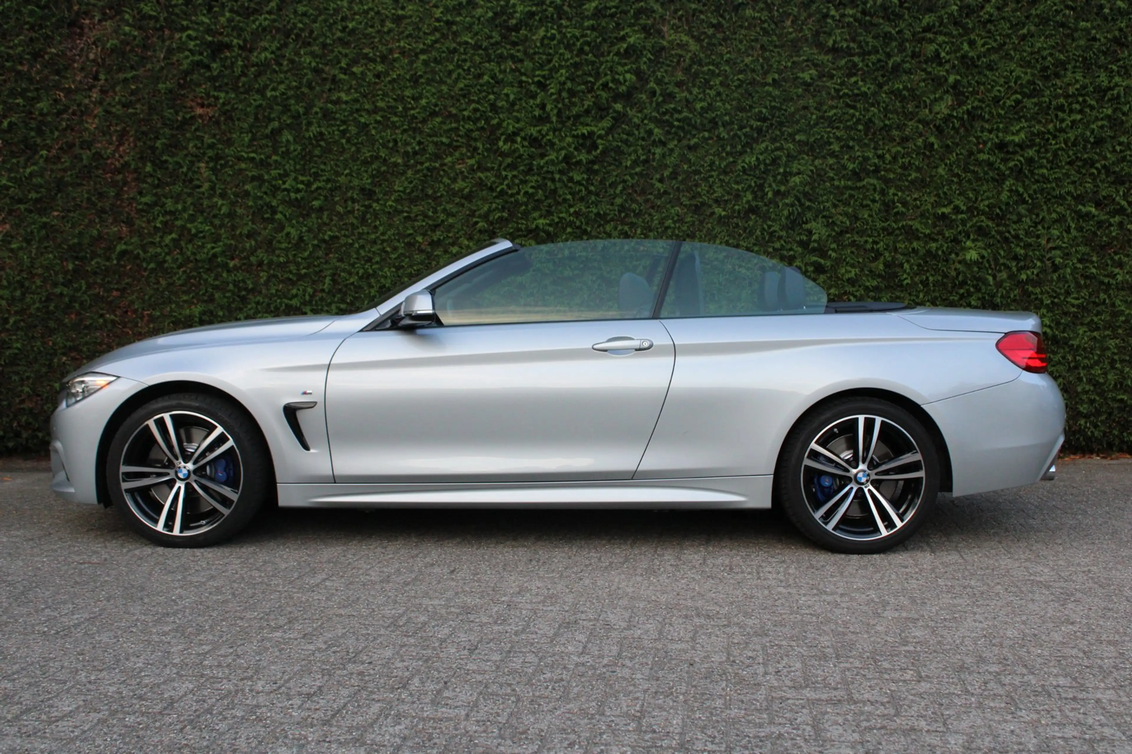 BMW 440 4-serie Cabrio 440i xDrive Centennial High Executi — photo 6