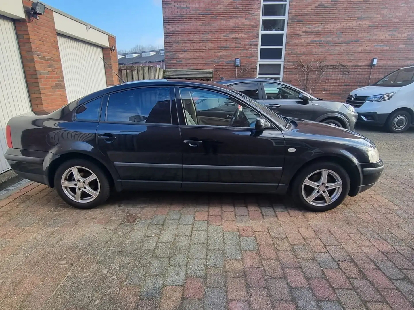 Volkswagen Passat Passat 1.9 TDI Trendline Noir - 2