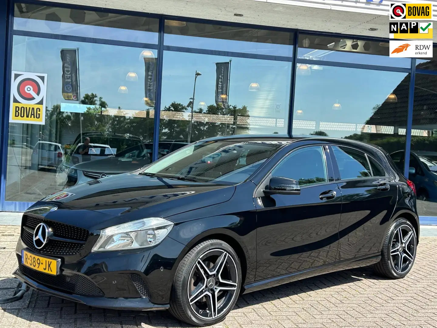 Mercedes-Benz A 160 Prestige Navi Clima Cruise Park.Sens 18" LM-Velgen Noir - 1