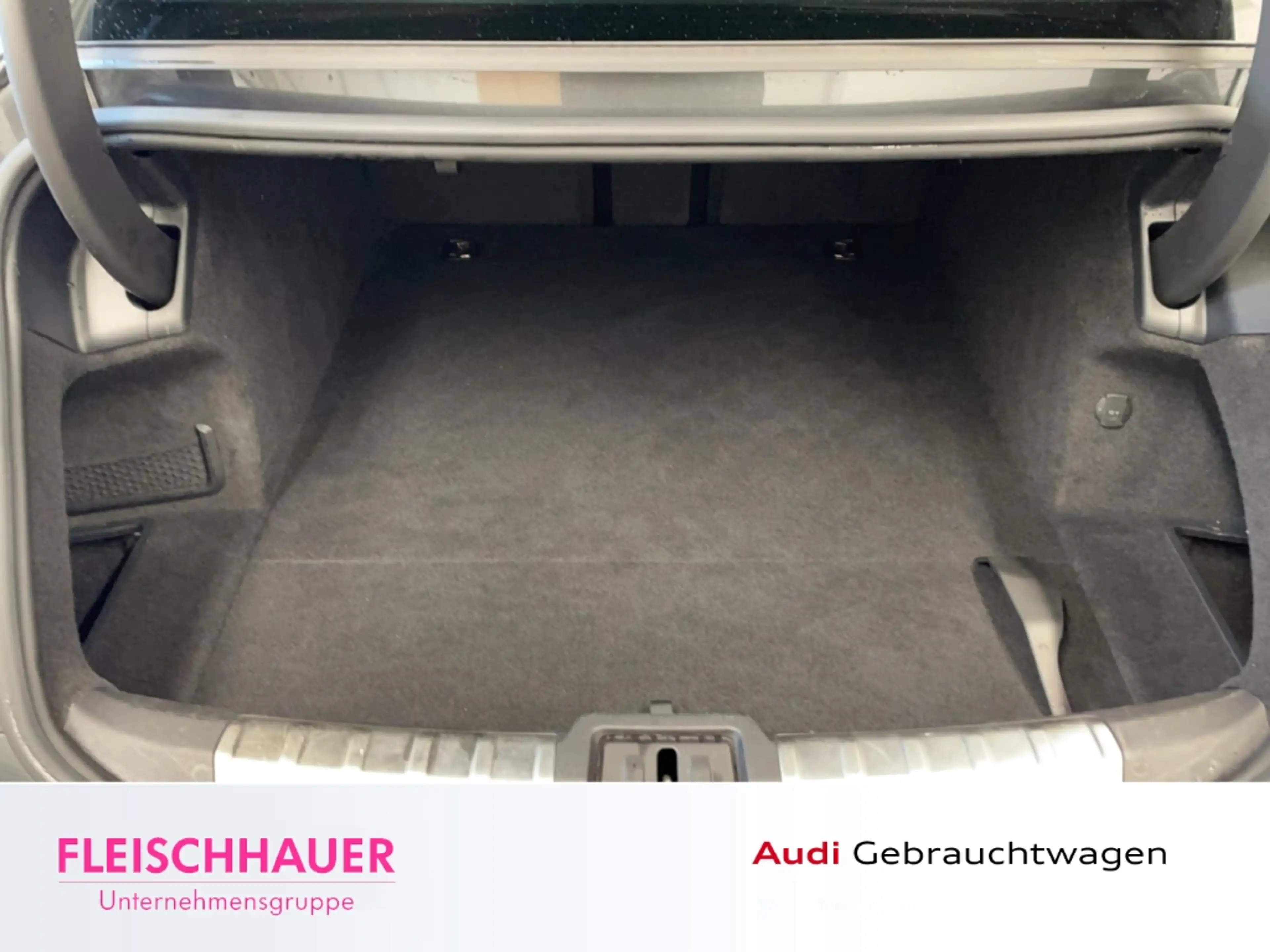 Audi e-tron GT quattro 350 LED 360 Kamera Navi Tel.-Vorb. Leder A — photo 7