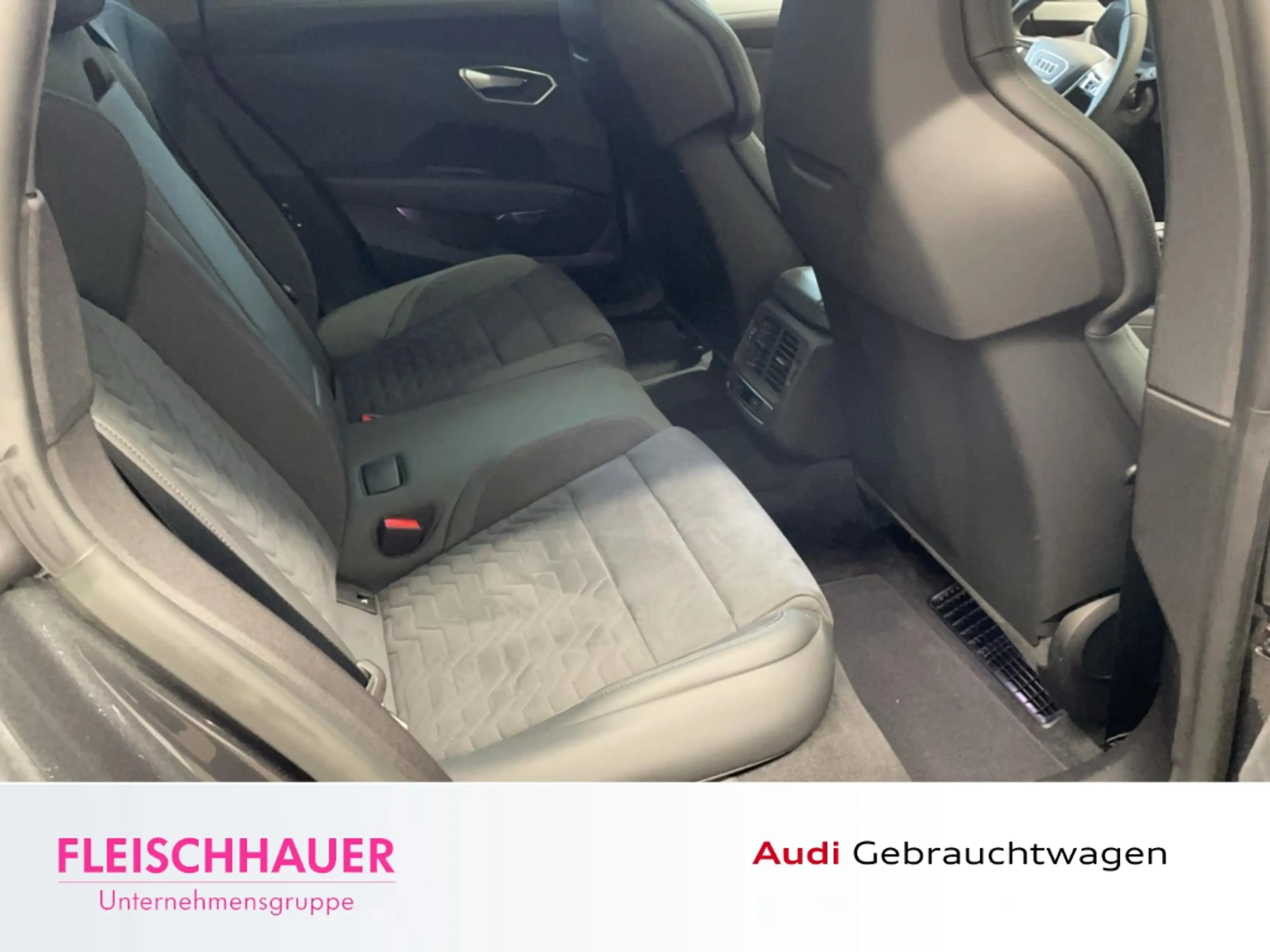 Audi e-tron GT quattro 350 LED 360 Kamera Navi Tel.-Vorb. Leder A — photo 10