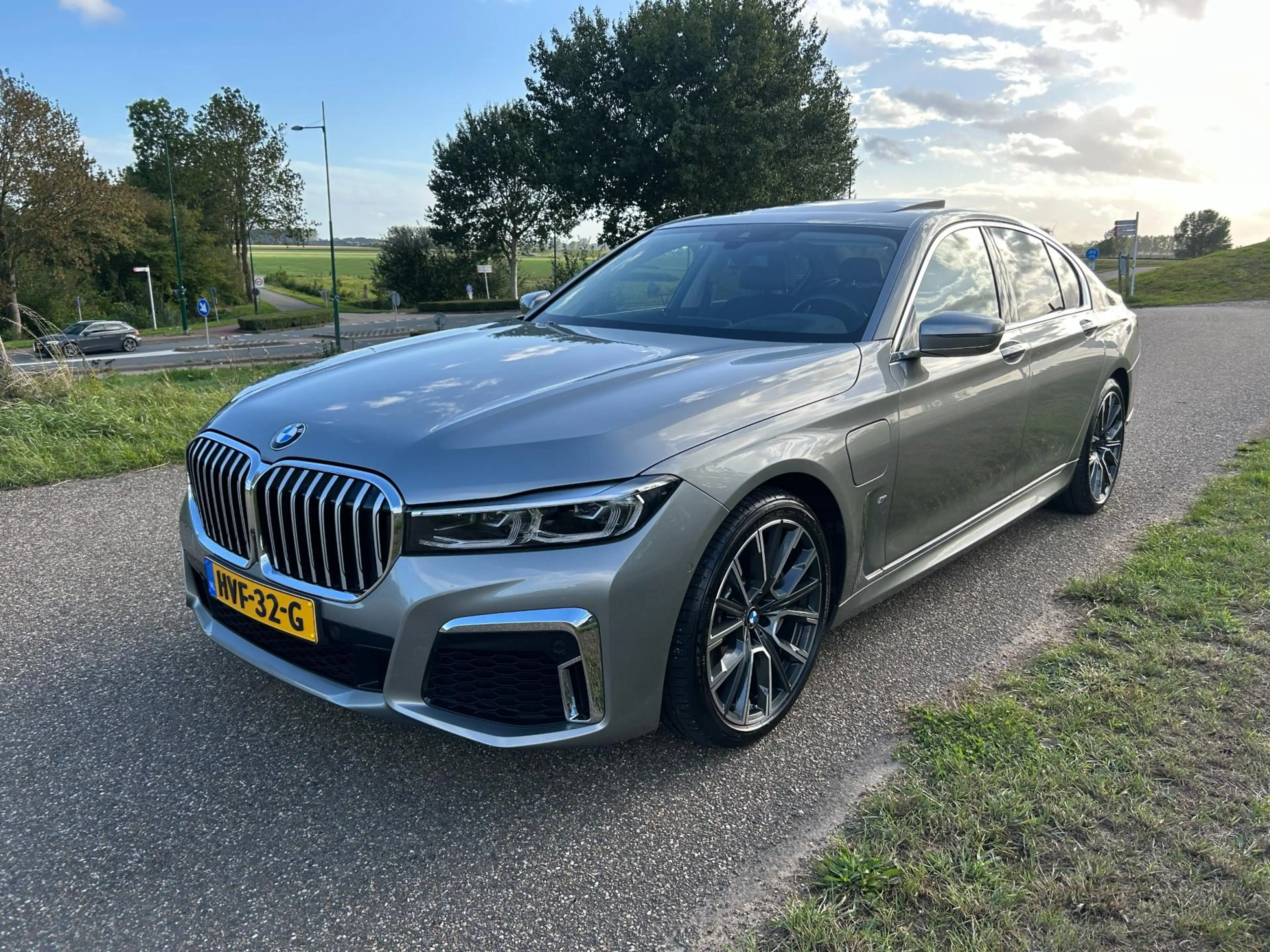 BMW 745 7-serie 745e High Executive M-Pakket 21 inch — photo 19