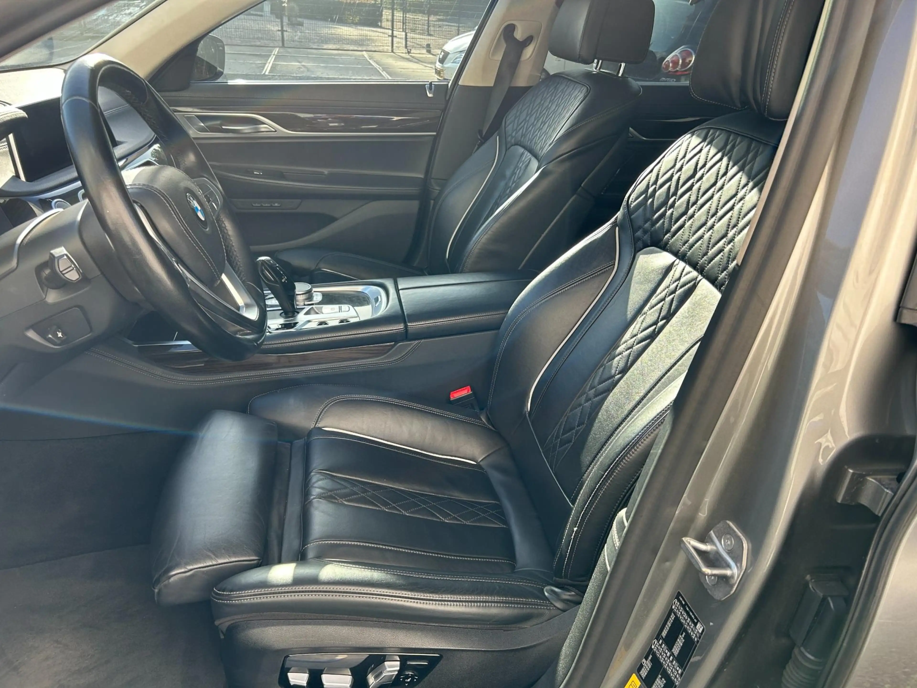 BMW 745 7-serie 745e High Executive M-Pakket 21 inch — photo 28