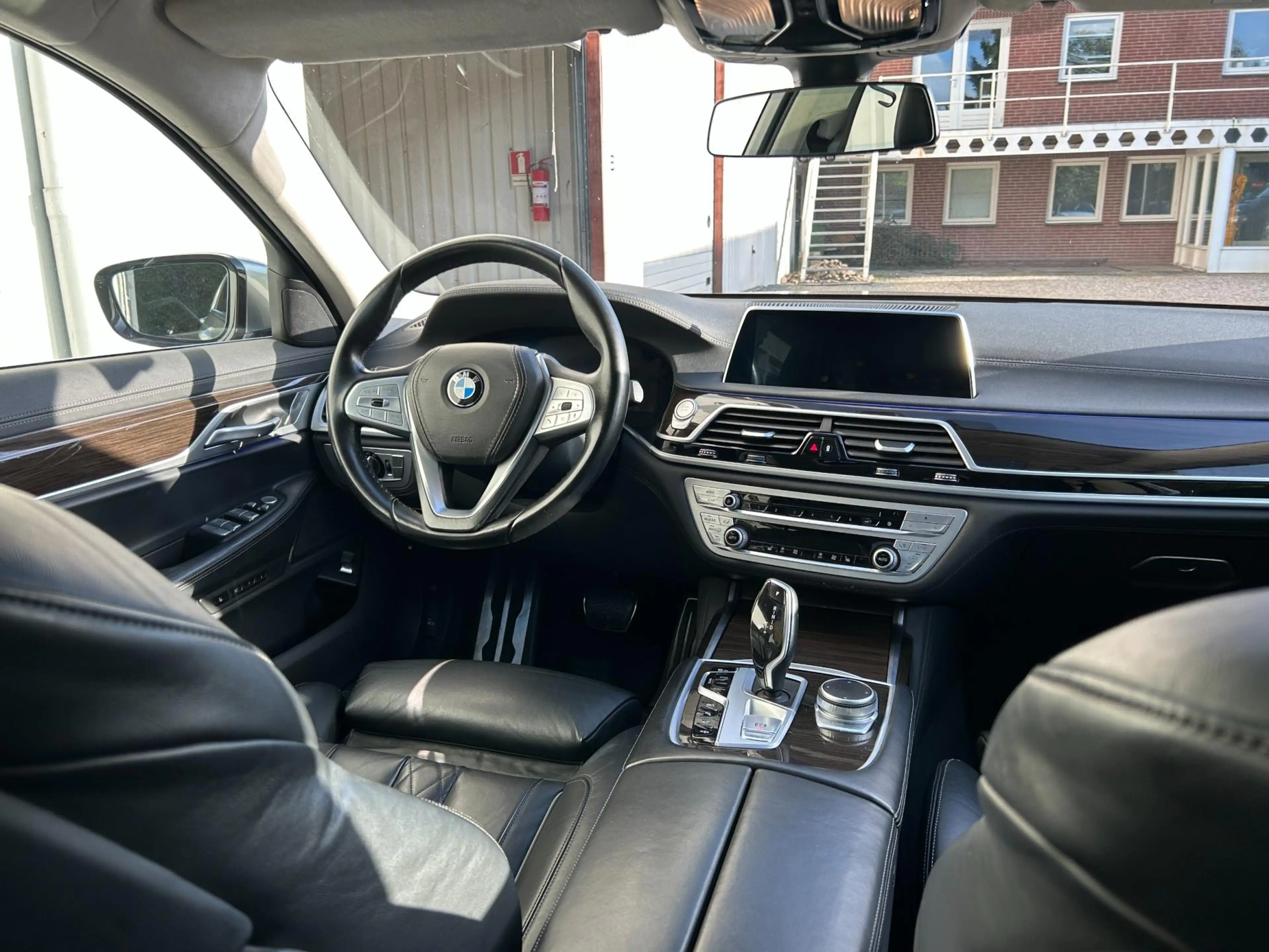 BMW 745 7-serie 745e High Executive M-Pakket 21 inch — photo 15