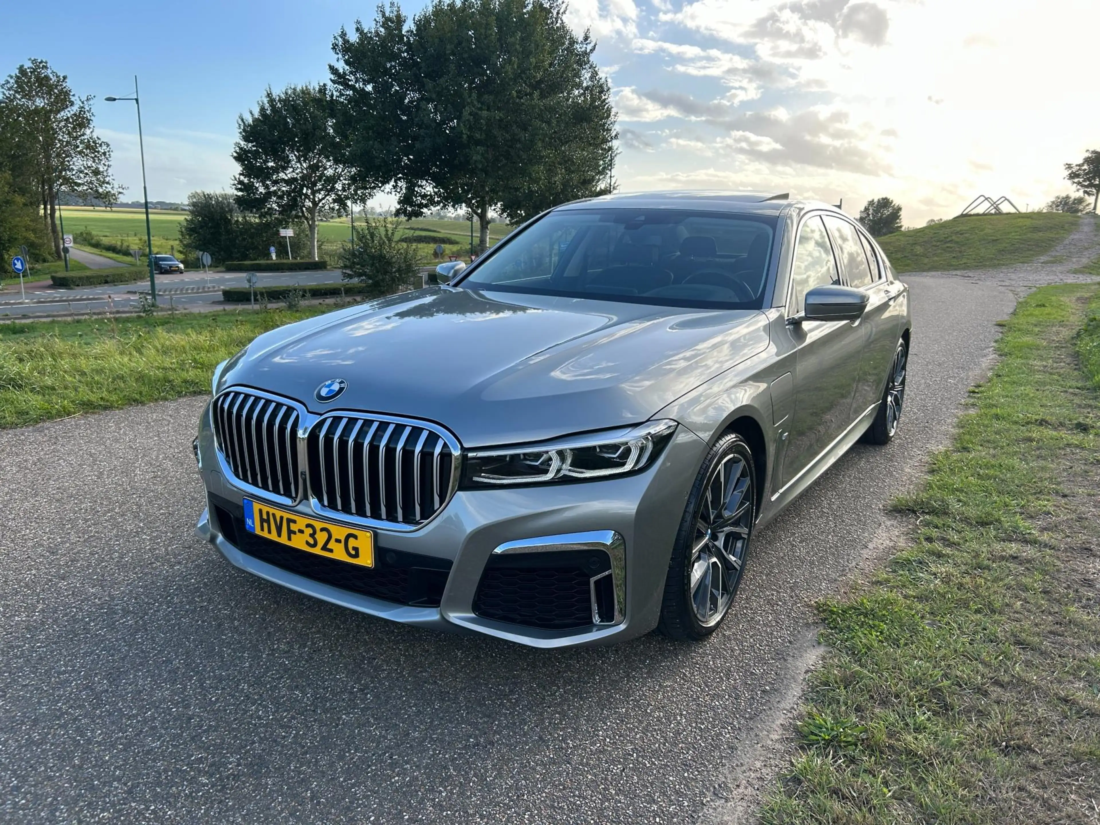 BMW 745 7-serie 745e High Executive M-Pakket 21 inch — photo 18