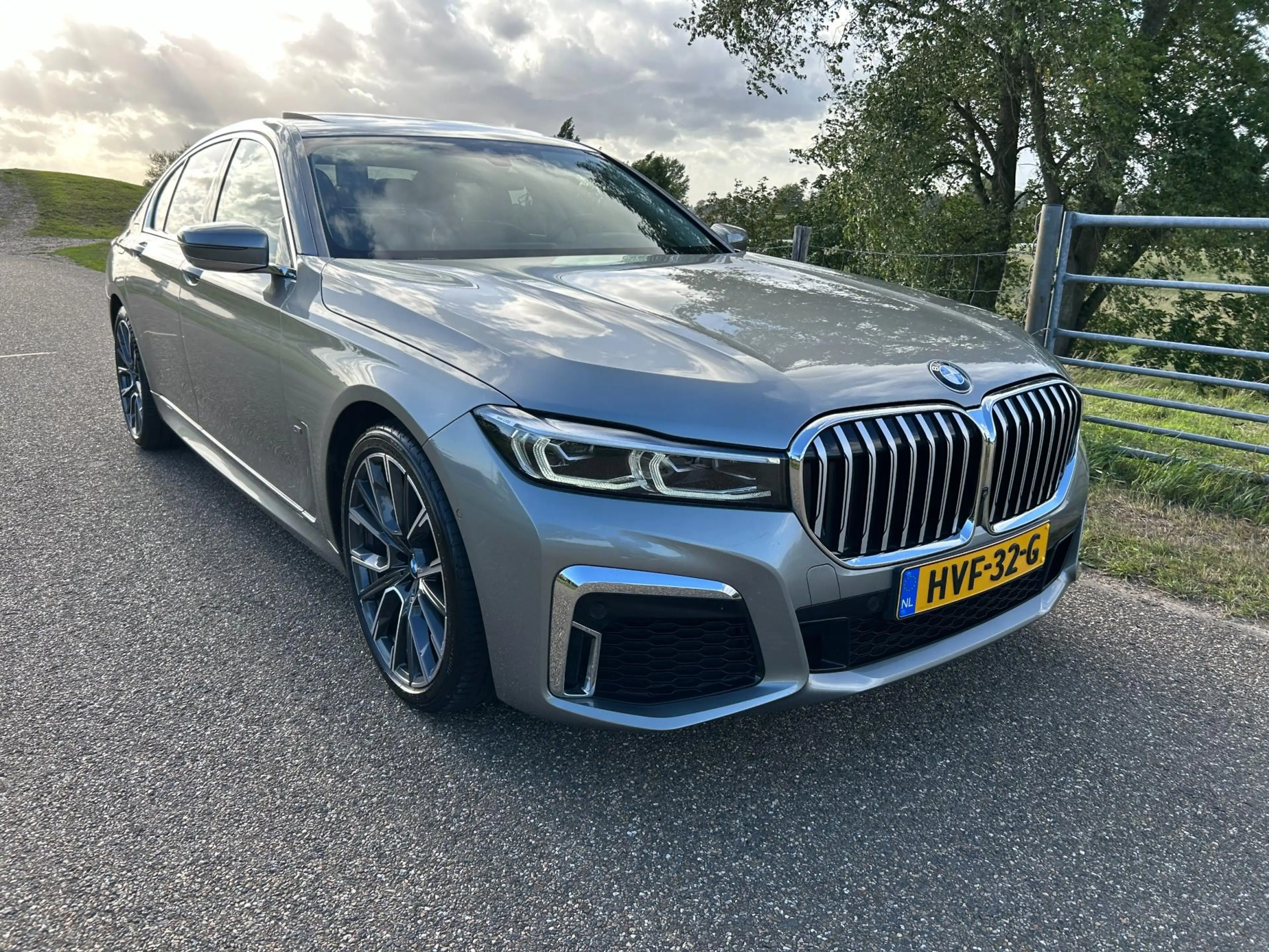 BMW 745 7-serie 745e High Executive M-Pakket 21 inch — photo 2