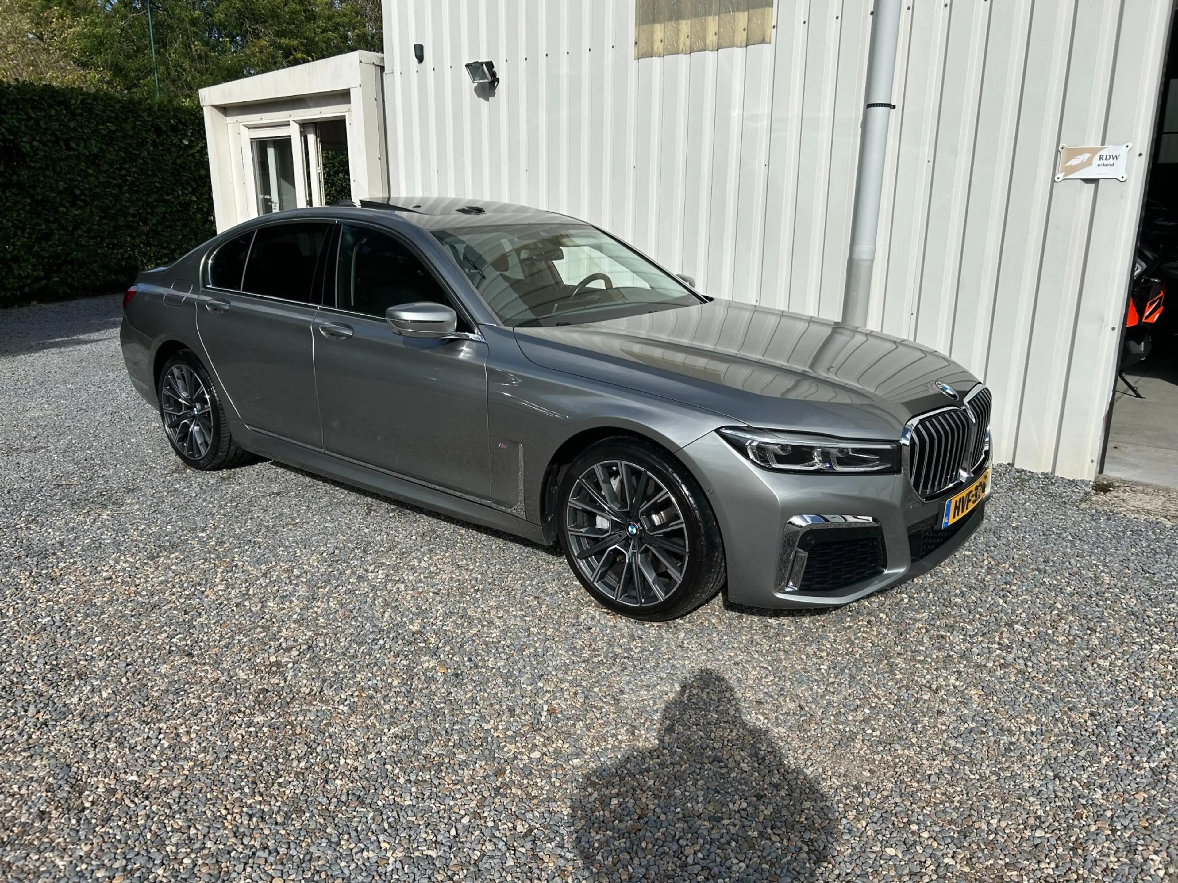 BMW 745 7-serie 745e High Executive M-Pakket 21 inch — photo 16