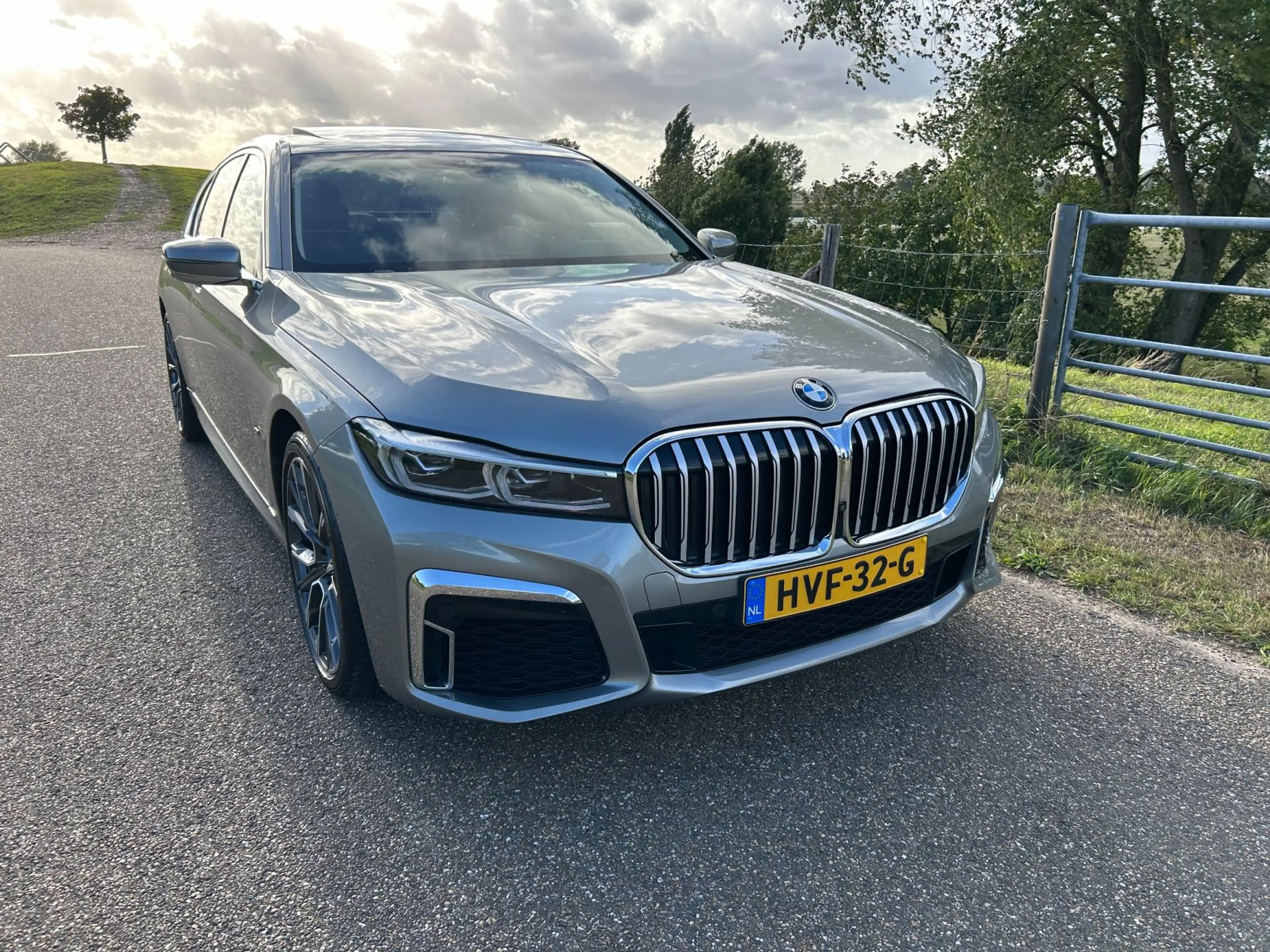 BMW 745 7-serie 745e High Executive M-Pakket 21 inch — photo 23