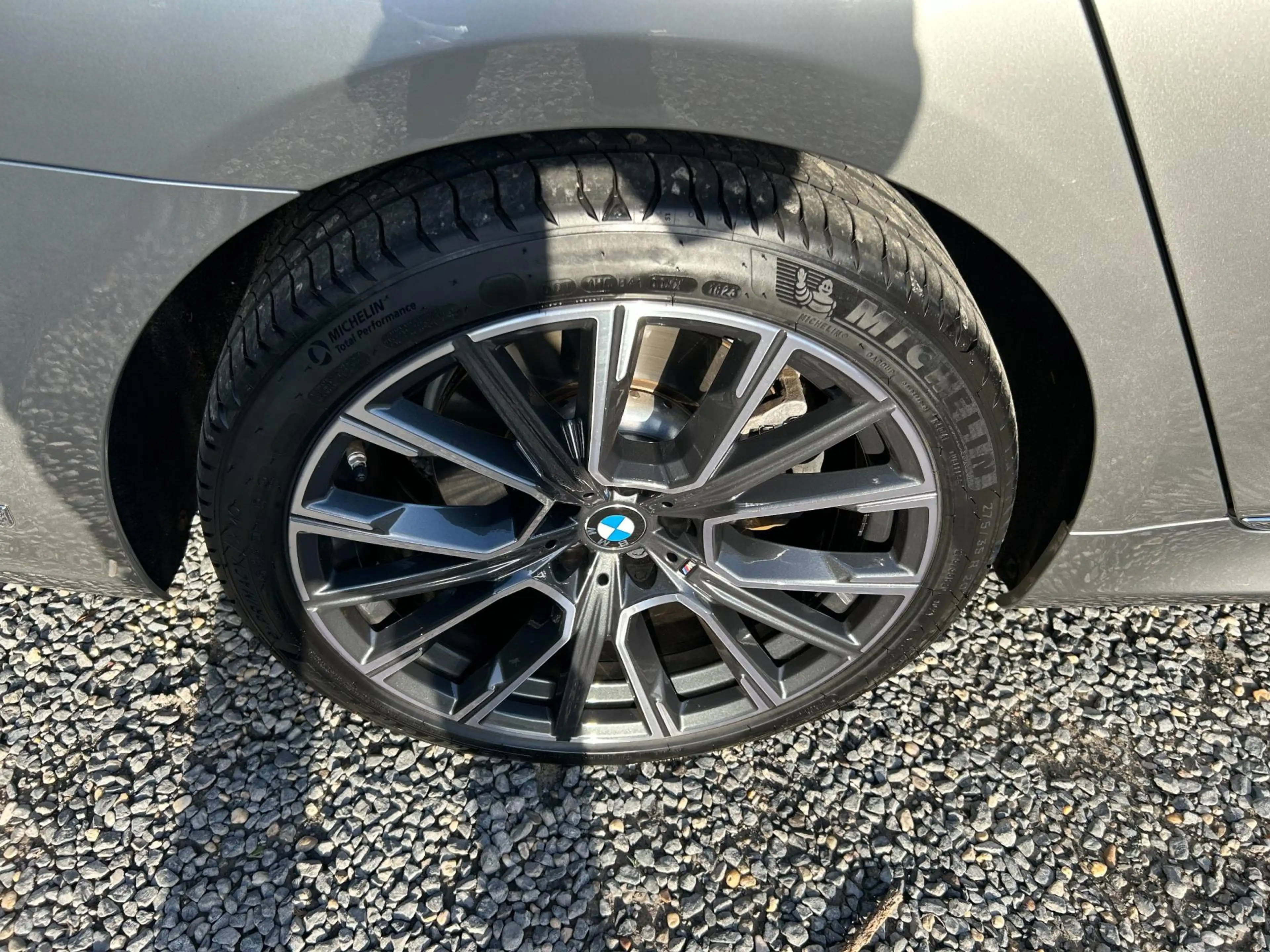 BMW 745 7-serie 745e High Executive M-Pakket 21 inch — photo 36