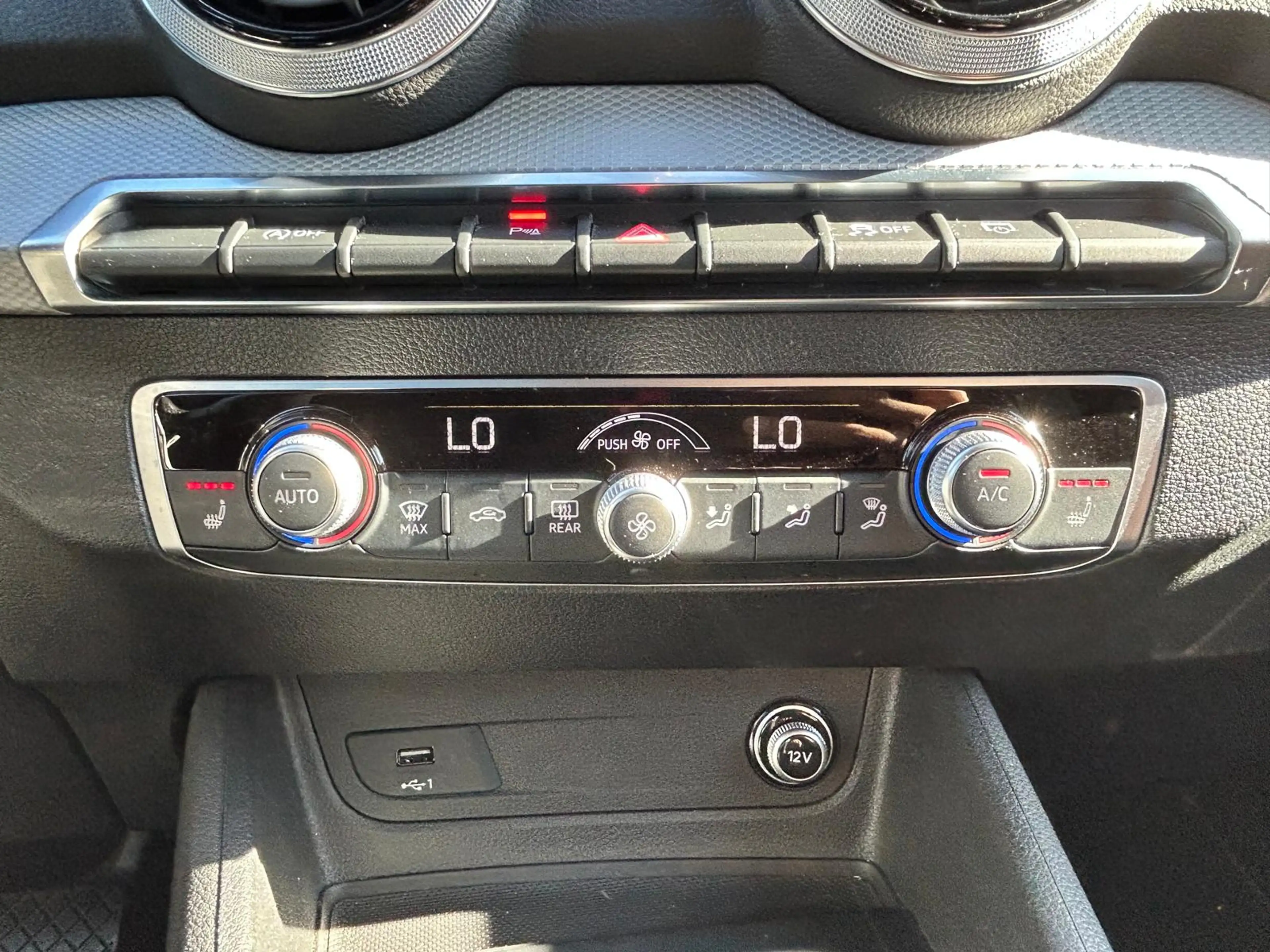 Audi Q2 359,72€ SANS INTERET ZONDER KOSTEN / 35 TFSI Business Edition Attraction Str. Business Edition Attraction — photo 15
