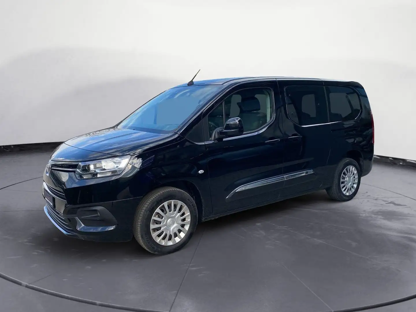 Toyota Proace City 1.5D 130 CV S&S Long Lounge Nero - 2