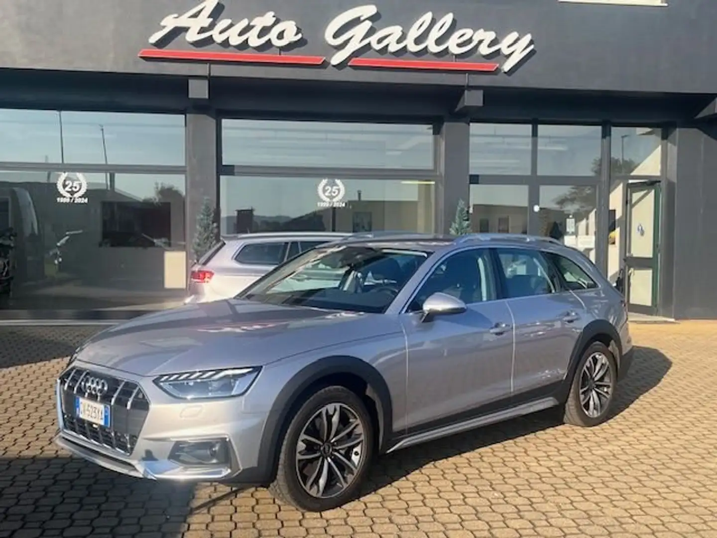 Audi A4 allroad A4 Allroad Quattro 40 2.0 tdi mhev quattro Argento - 1