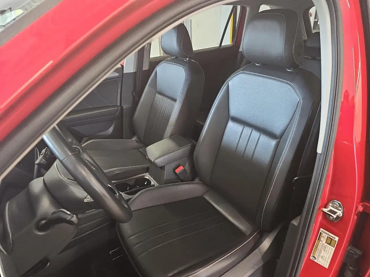 Volkswagen Tiguan снимка Volkswagen Tiguan