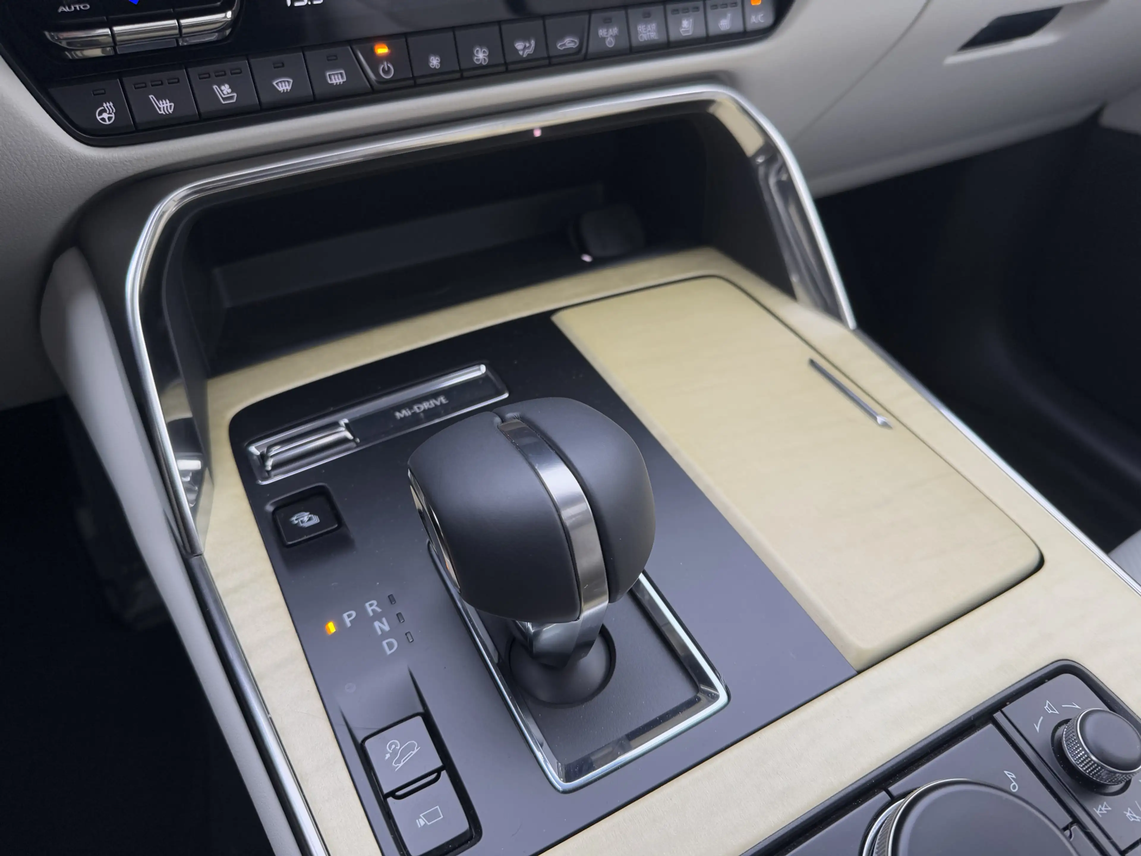 Mazda CX-80 2.5 e-SkyActiv PHEV Takumi Plus 6p. | CAPTAIN CHAI — photo 25