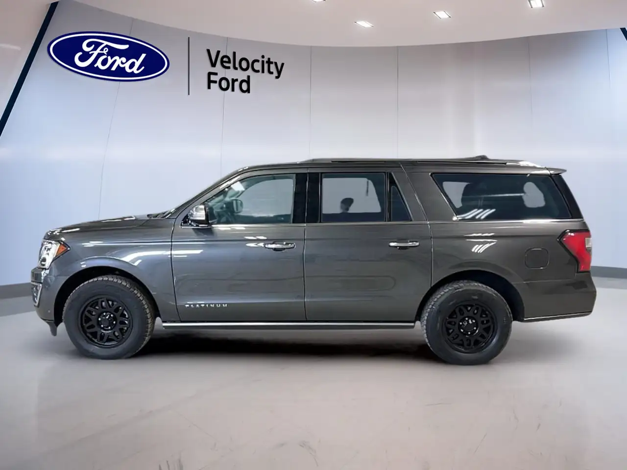 Ford Expedition снимка Ford Expedition