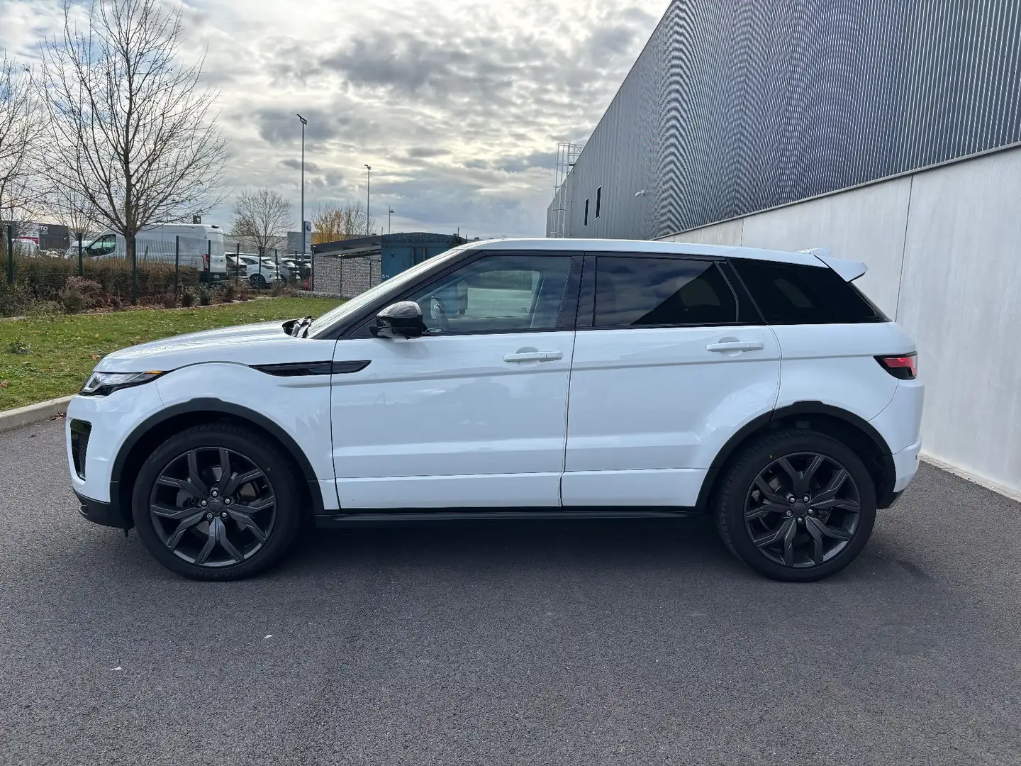 Land Rover Range Rover Evoque 2.0 D180 SE Dynamic Blanc - 2