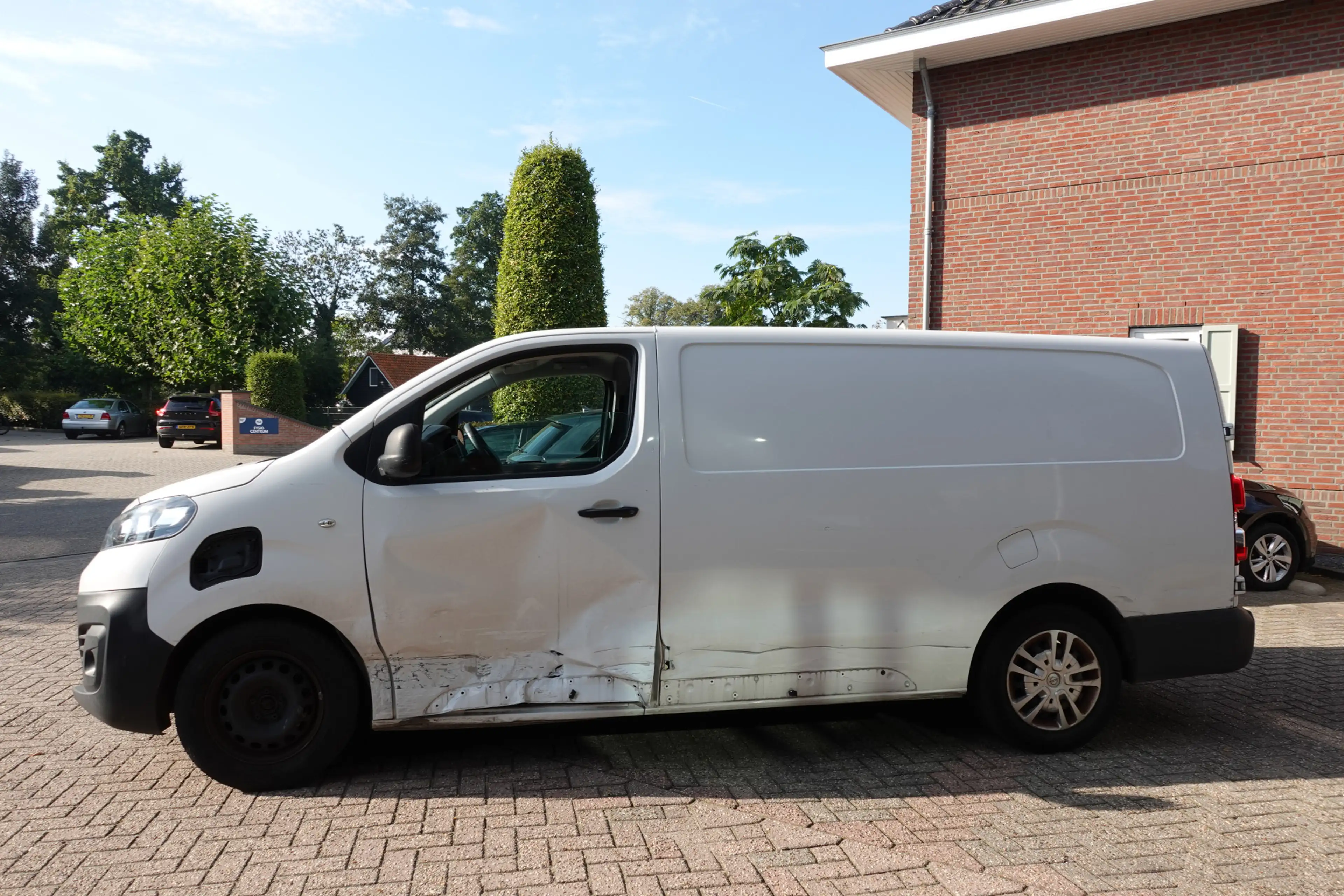 Opel Vivaro-e L3H1 Edition 75 kWh | SCHADEAUTO | — photo 4