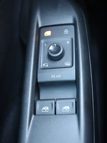 Cupra Born view 25