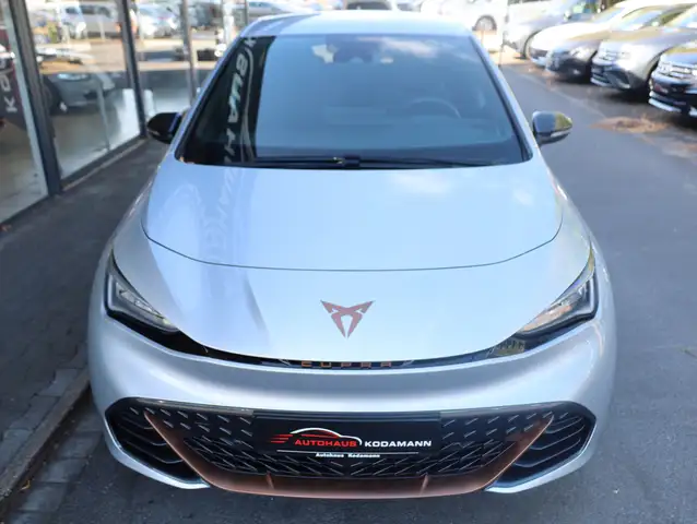 Cupra Born view 2
