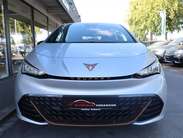 Cupra Born view 4