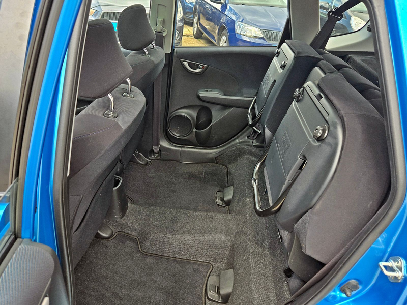 Honda Jazz 1.4 Exclusive, TÜV+SERVICE NEU, PANO, Sitzh — photo 23