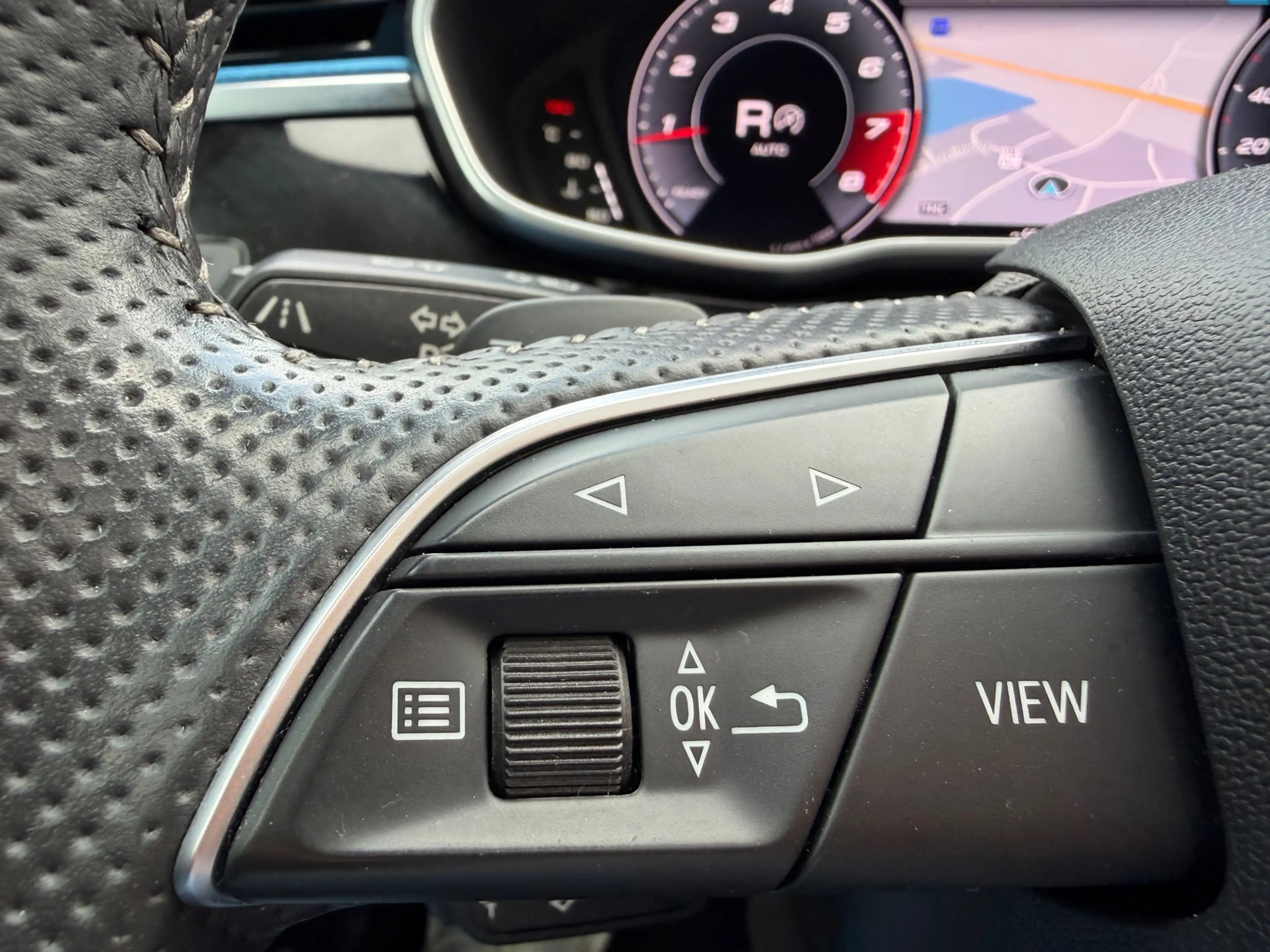 Audi Q3 Sportback 45 TFSI quattro Pro Line S — photo 15