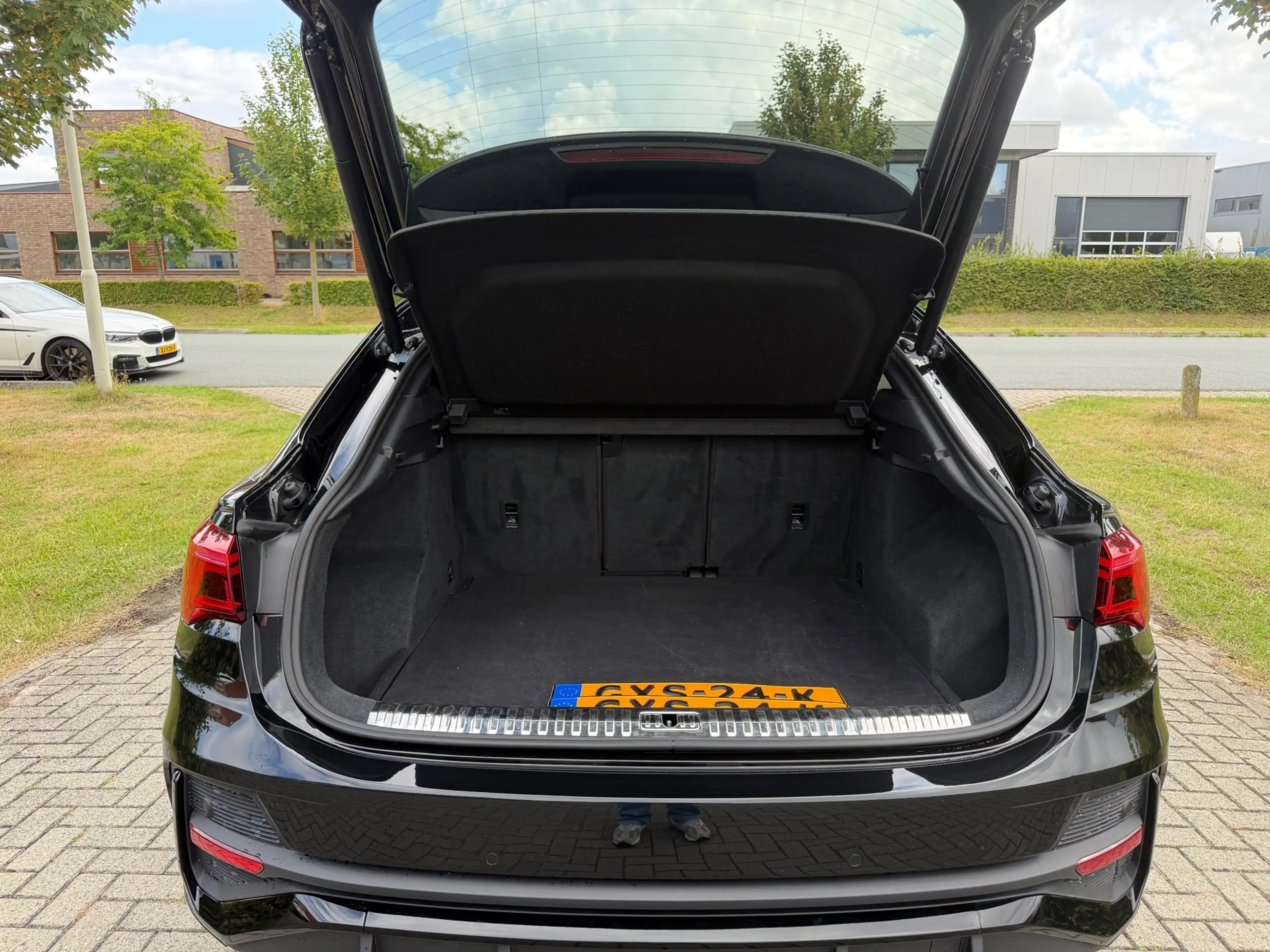 Audi Q3 Sportback 45 TFSI quattro Pro Line S — photo 20