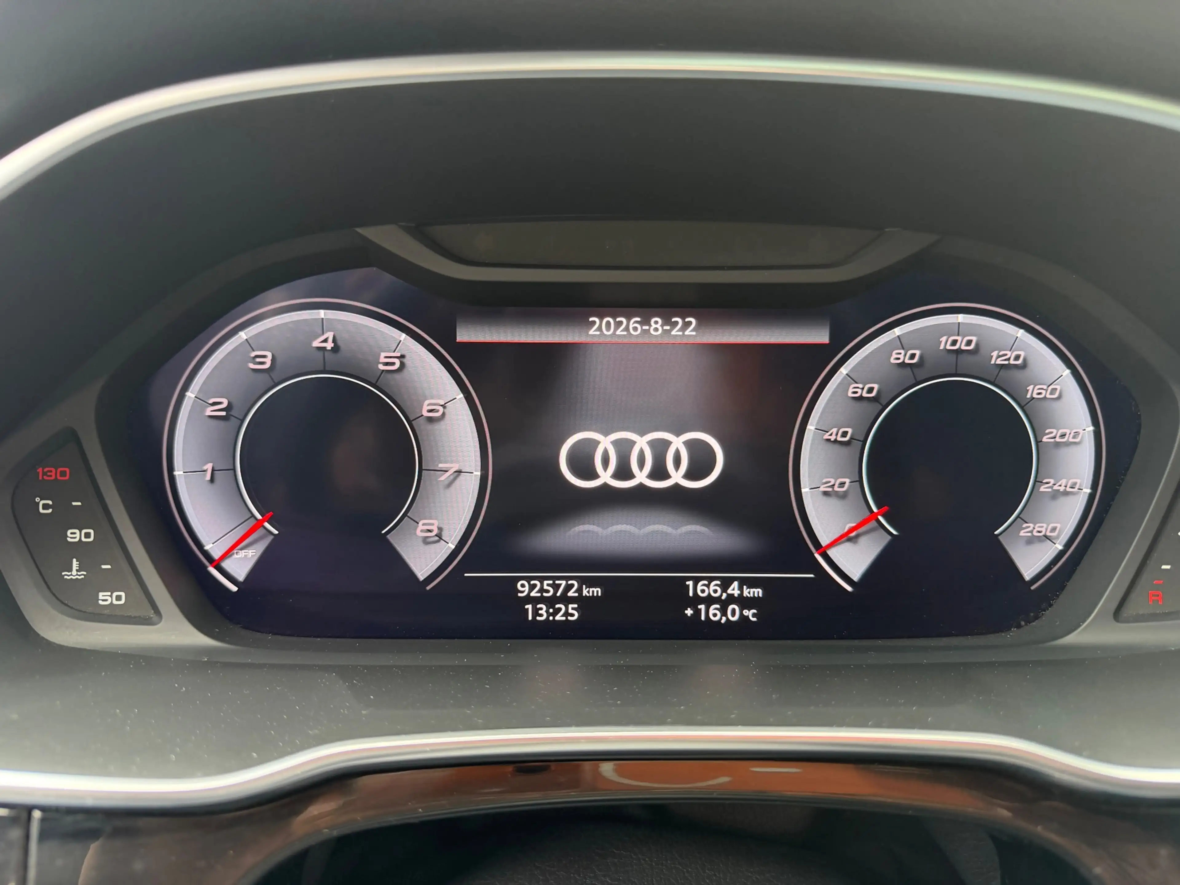 Audi Q3 Sportback 45 TFSI quattro Pro Line S — photo 24