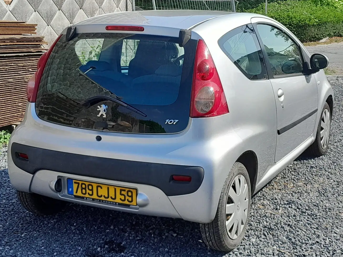 Peugeot 107 107 1.4 HDi 54ch Trendy Argent - 2