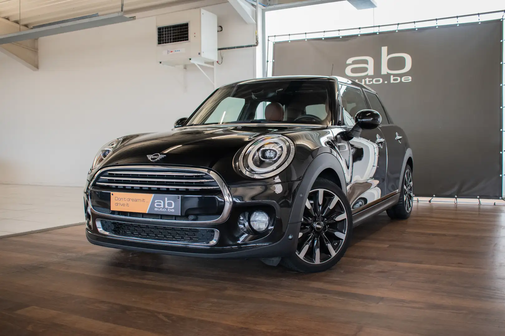 MINI Cooper 5 DOOR, LED, PANO, CAMERA, VOLLEDER, 36.500KM Schwarz - 1