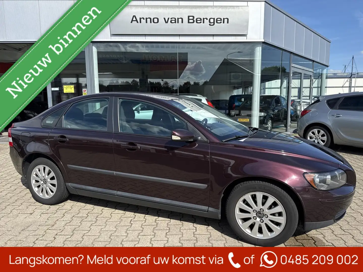 Volvo S40 1.8 Kinetic, airco, trekhaak, top onderhouden, van Violett - 1