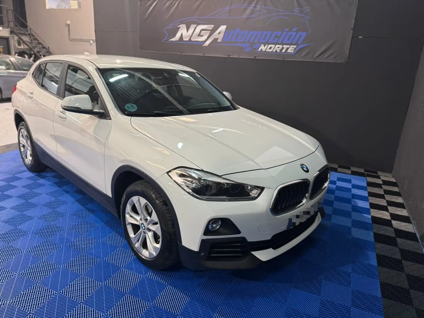 BMW X2 sDrive 18dA Blanco - 1