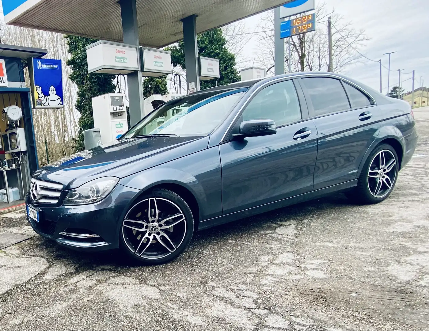 Mercedes-Benz C 220 Classe C (W/S204) C 220 CDI BlueEFFICIENCY Grigio - 1