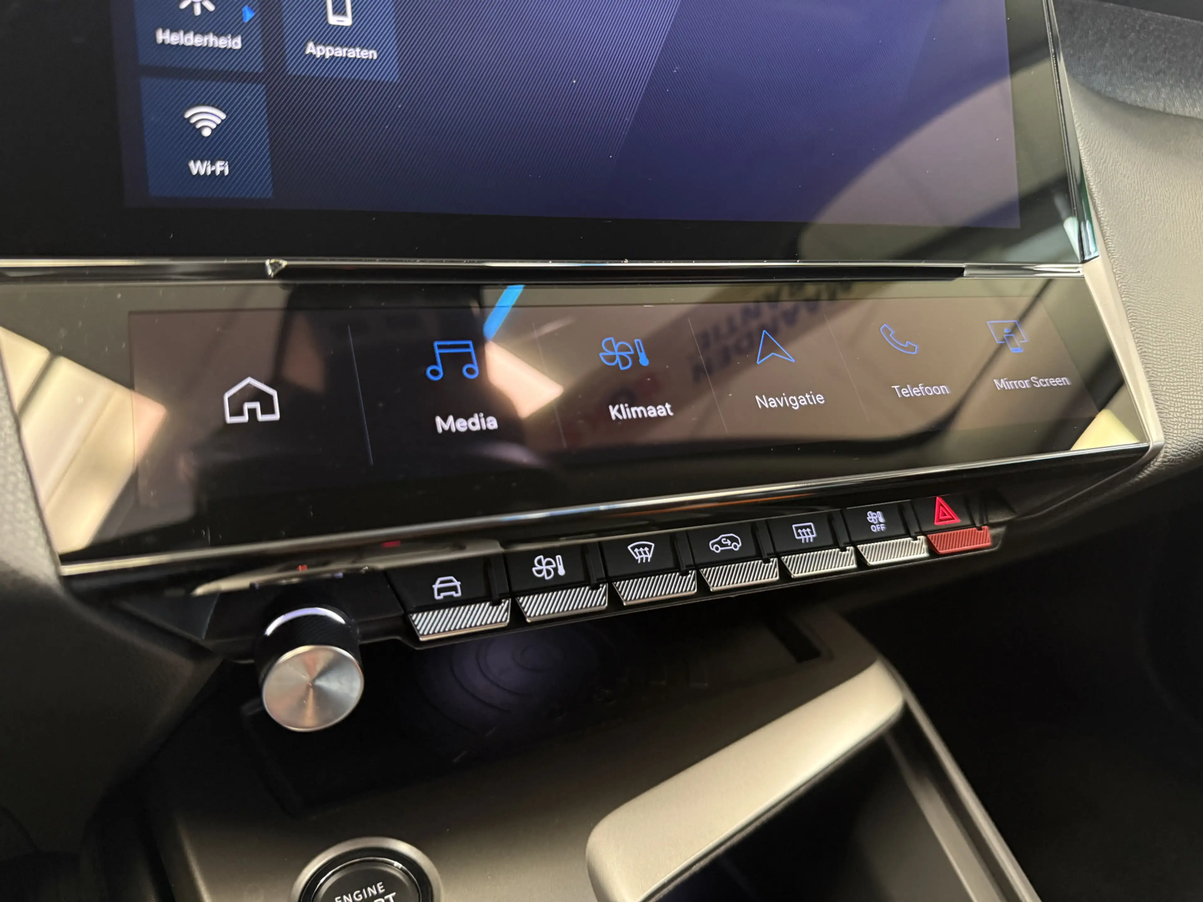 Peugeot 408 1.6 HYbrid Allure 180 EAT8 Navigatie Full-led Adap — photo 16