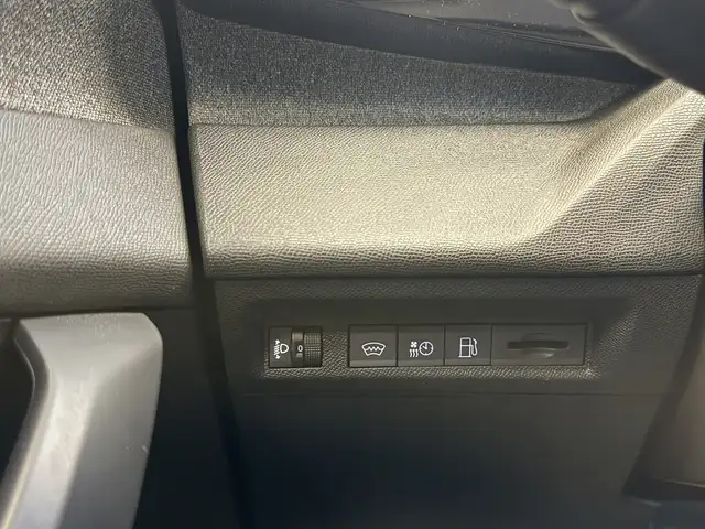 Peugeot 408 view 15