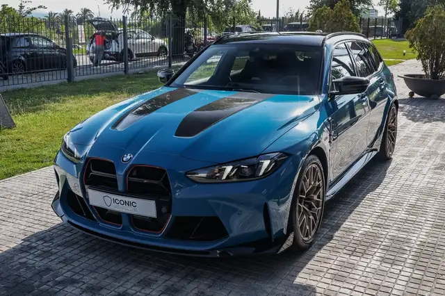 BMW M3 view 4