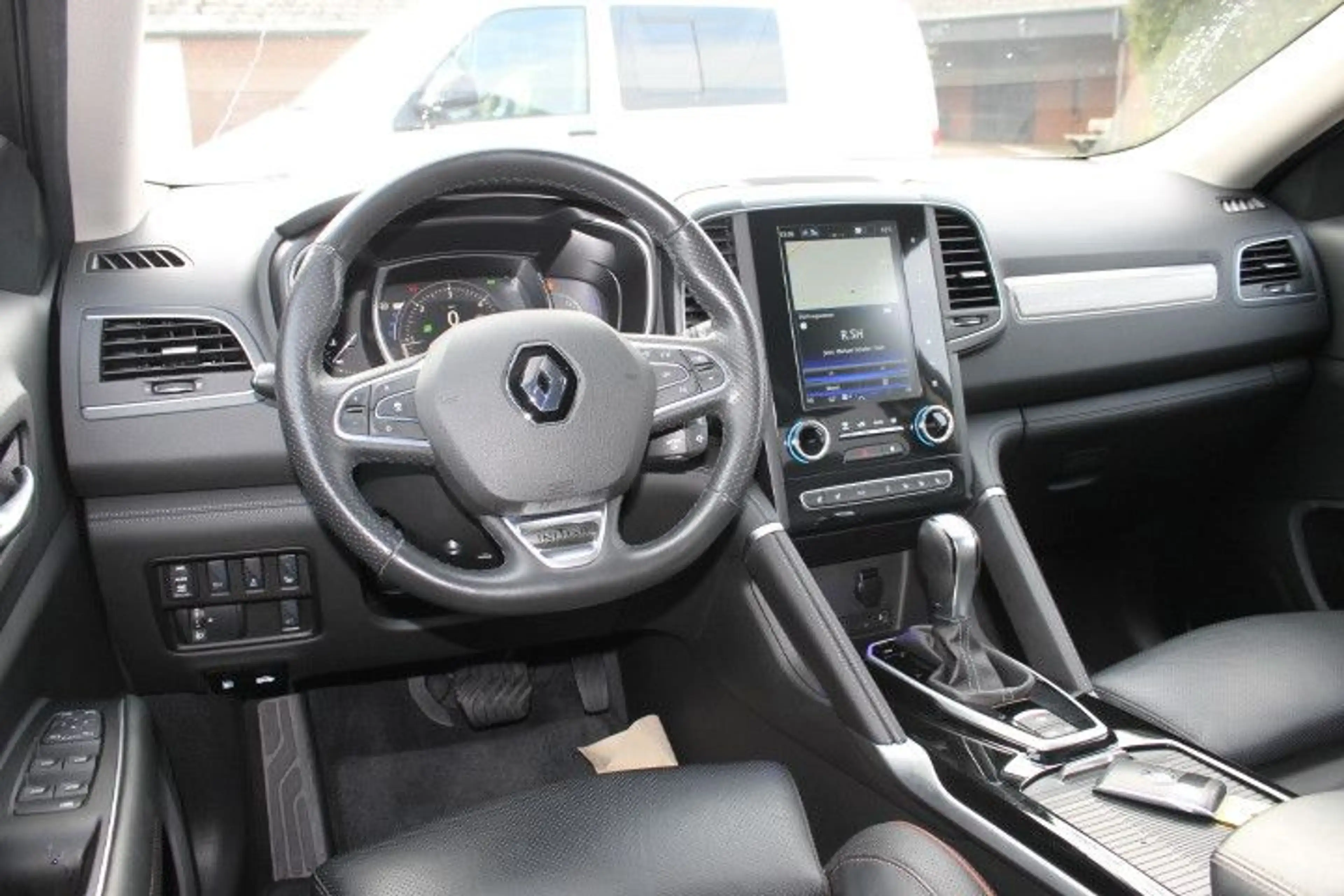 Renault Koleos Initiale Paris 4x4 — photo 9