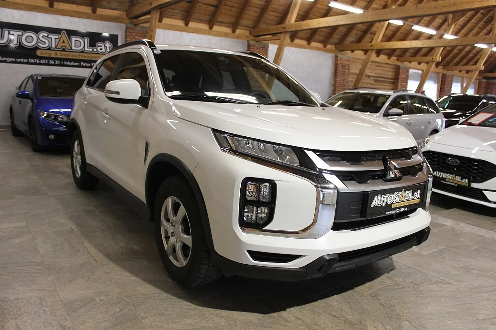 Mitsubishi ASX 2,0 MIVEC Invite Aut./LEDER-ALU-SITZHZG.-PDC-TOP!! Blanc - 2