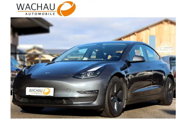 Tesla Model 3 Long Range Dual AWD 1.Besitz