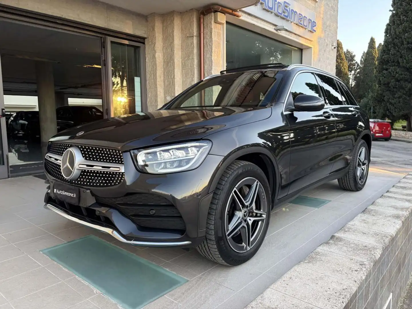 Mercedes-Benz GLC 220 d 4Matic Premium Plus Amg COCKPIT-TETTO Grau - 1