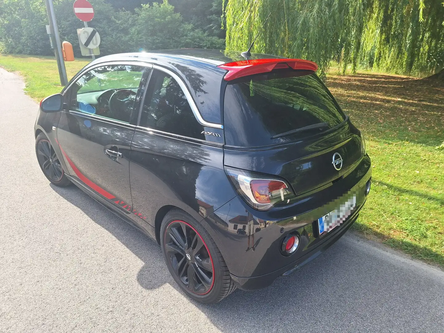 Opel Adam Adam 1,4 Slam Neues Pickerl bis 05/27 und nagelneue Sommerreifen von 05/26 Schwarz - 2