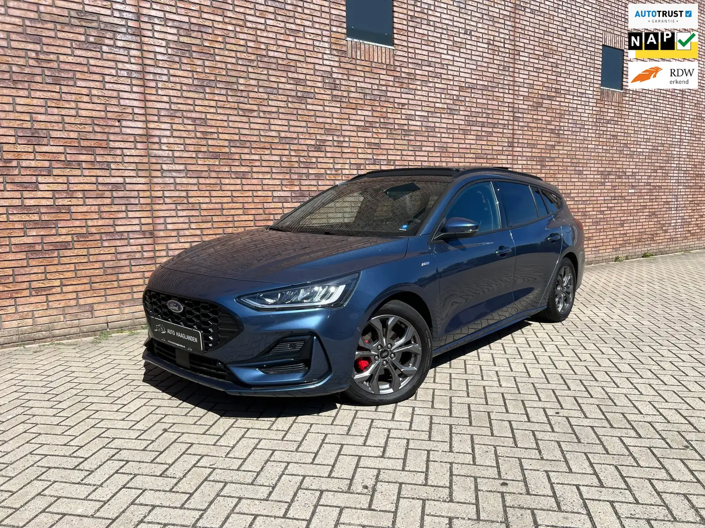 Ford Focus Wagon 1.0 Hybrid ST LineX 155pk LEER-PANO-KEYLESS- Blau - 1
