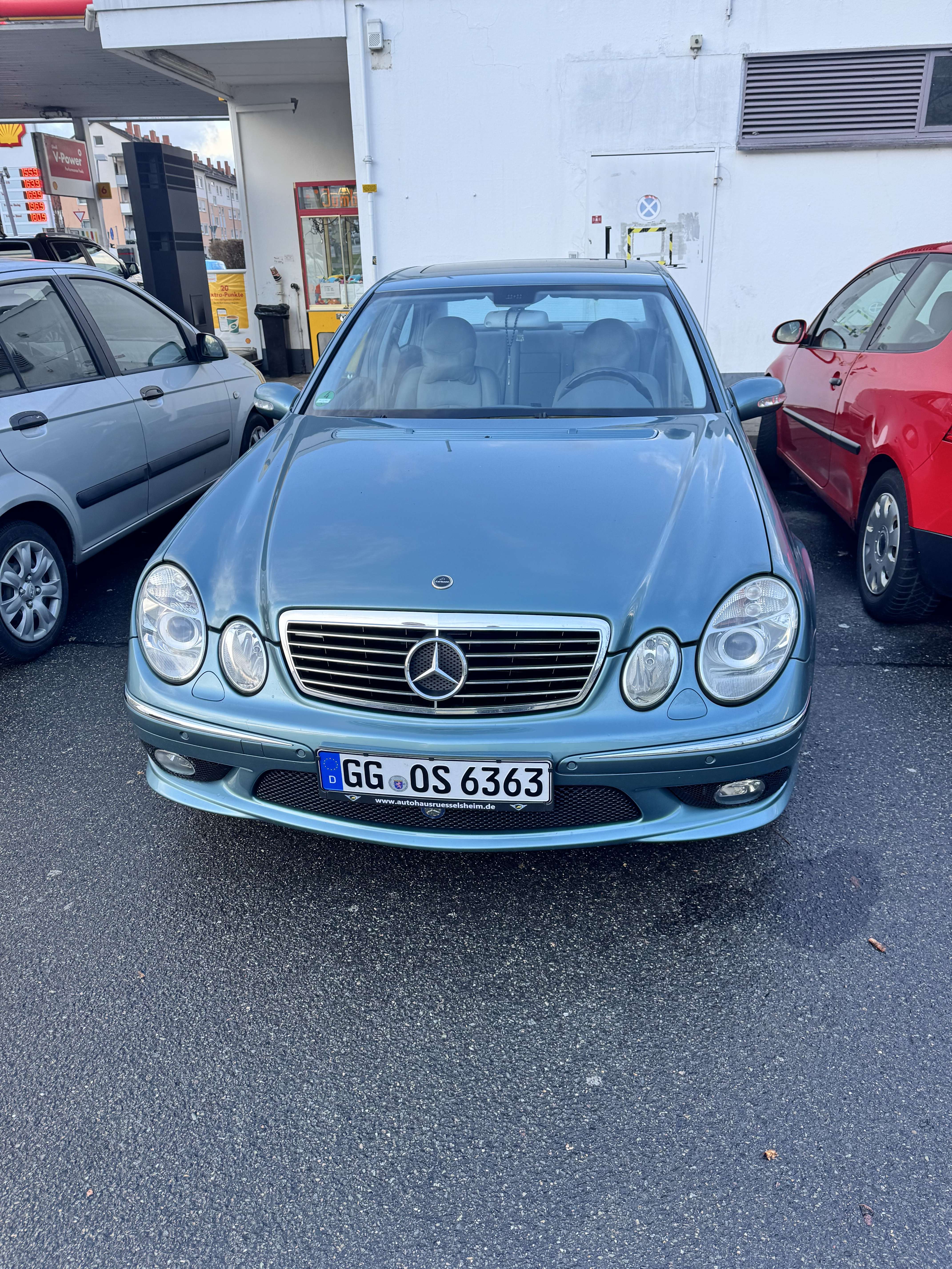 Second hand Mercedes Benz E-Class 240